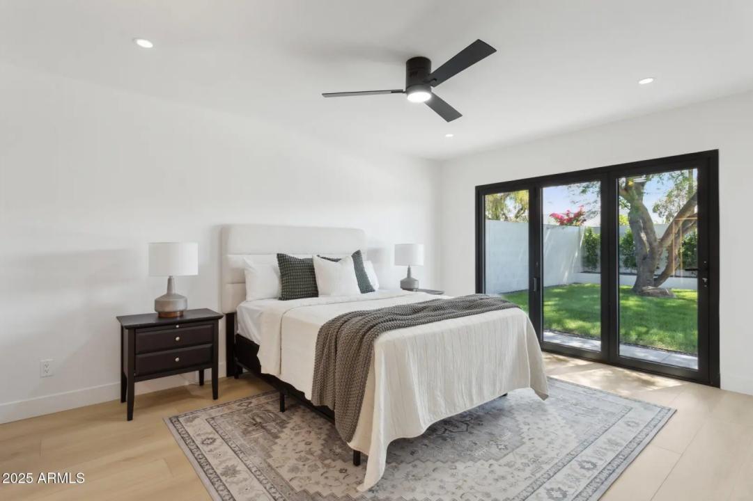 Real Estate Picture 17