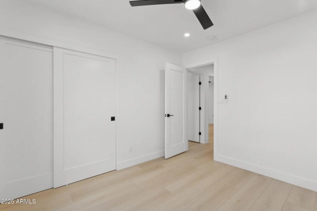 Real Estate Picture 25