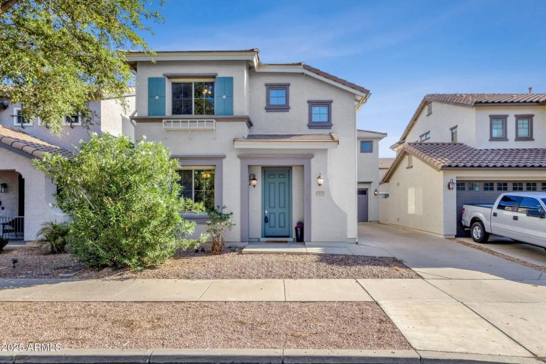 Real Estate Picture 1