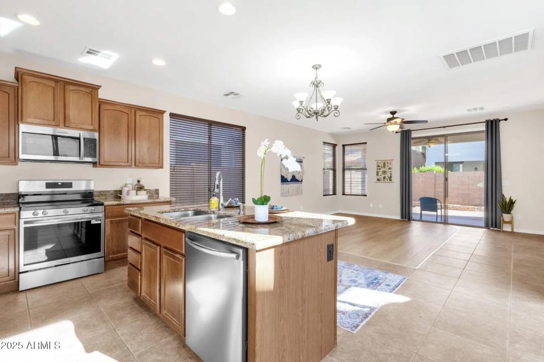 Real Estate Picture 2