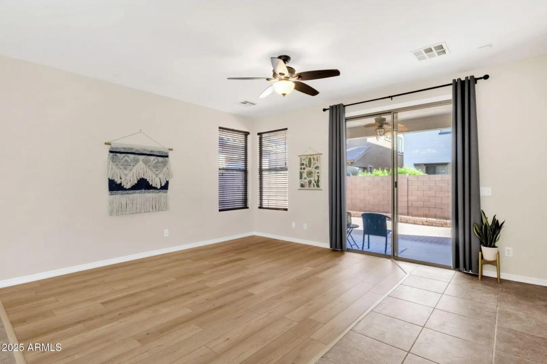 Real Estate Picture 22