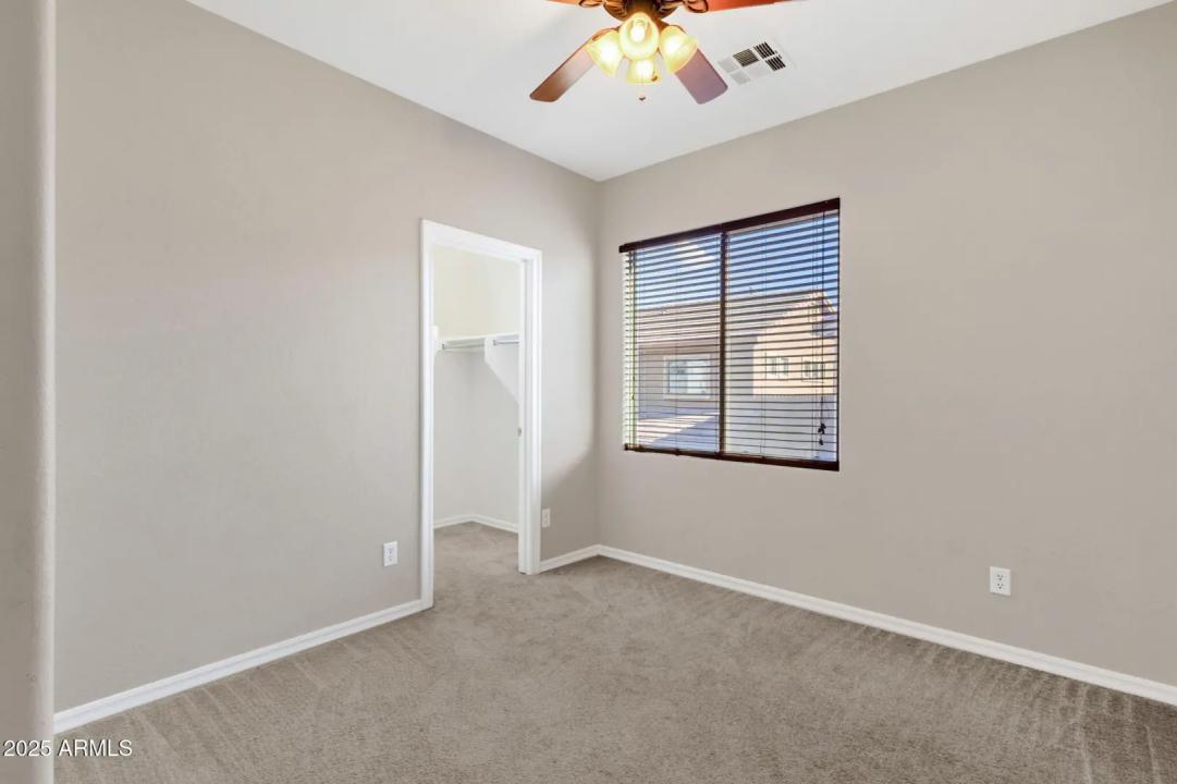 Real Estate Picture 34