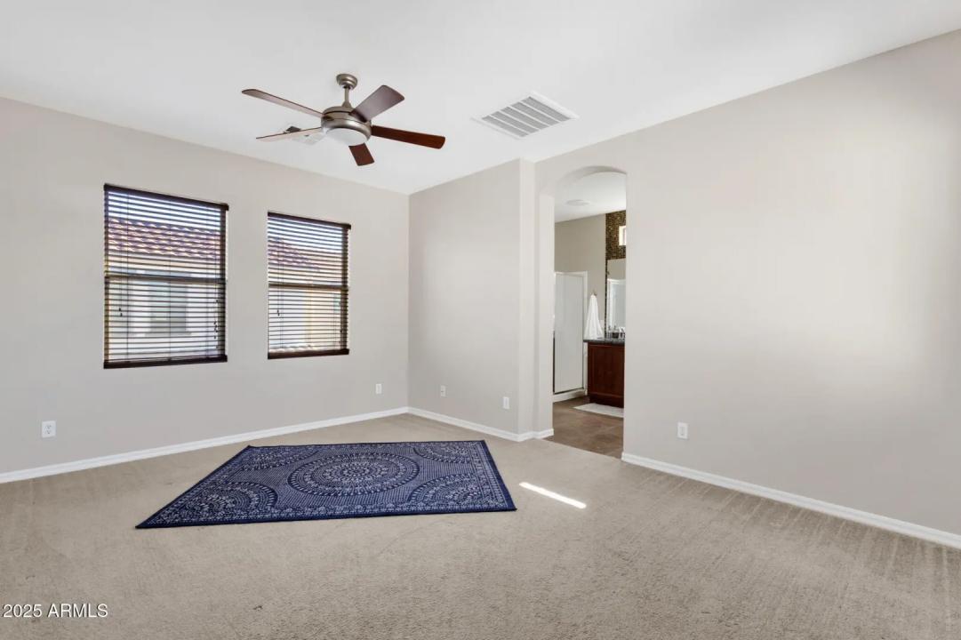 Real Estate Picture 29