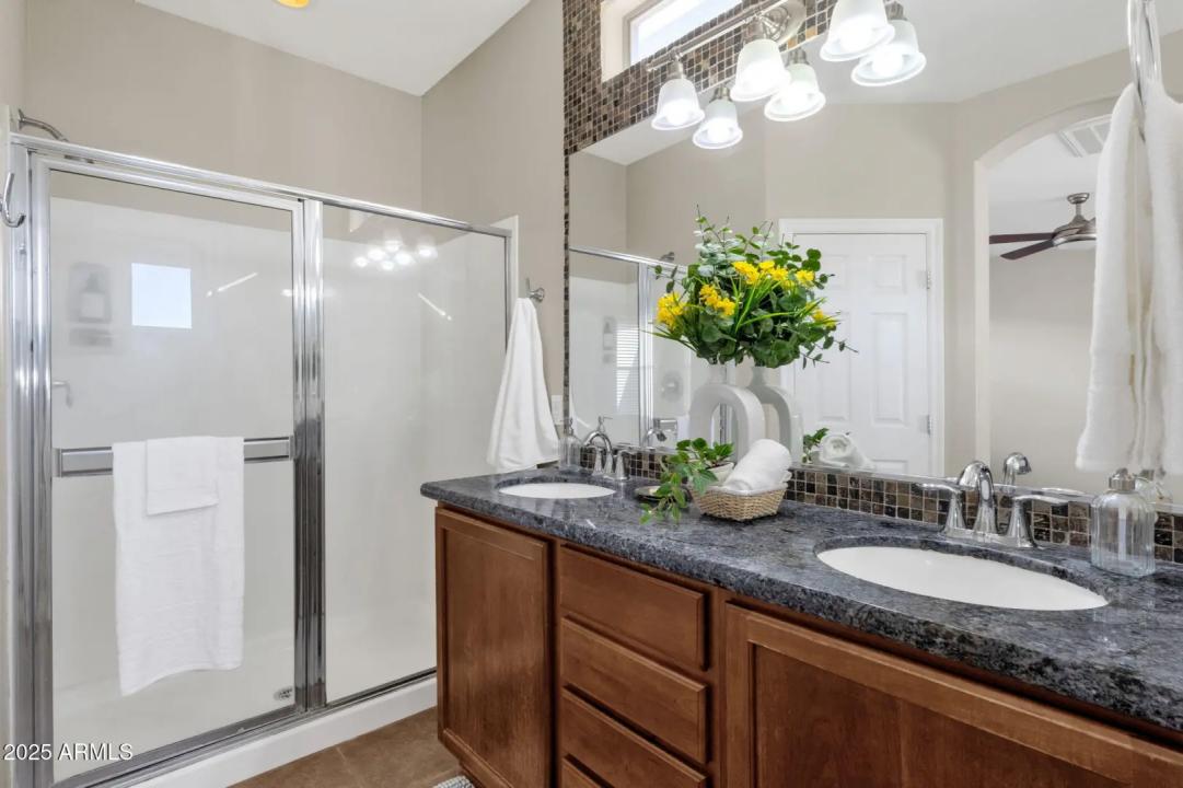 Real Estate Picture 31