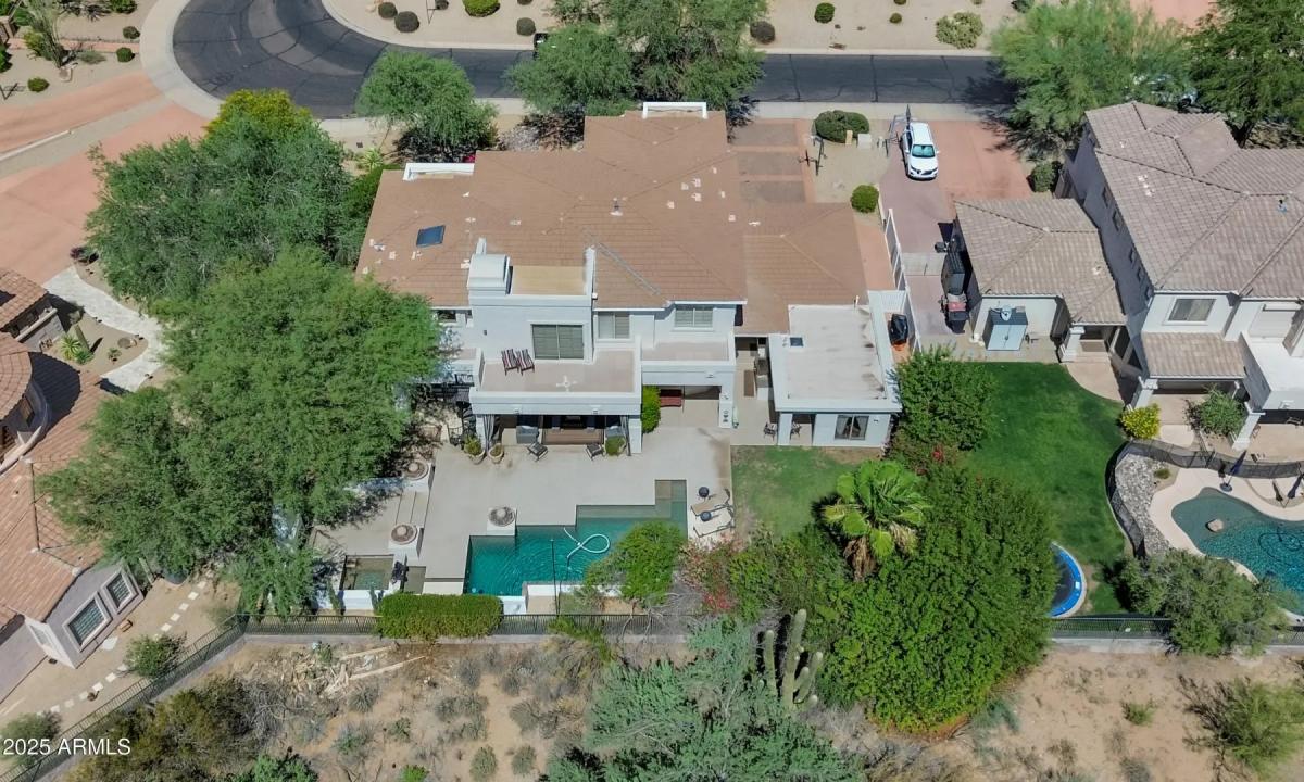 Real Estate Picture 60