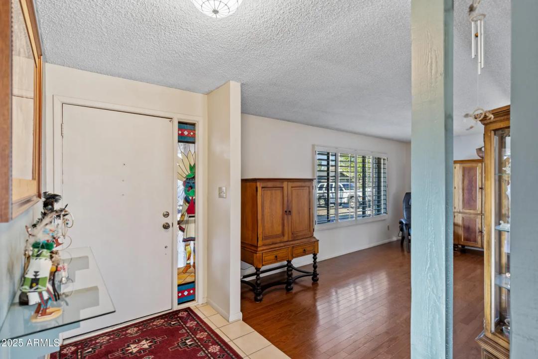 Real Estate Picture 2