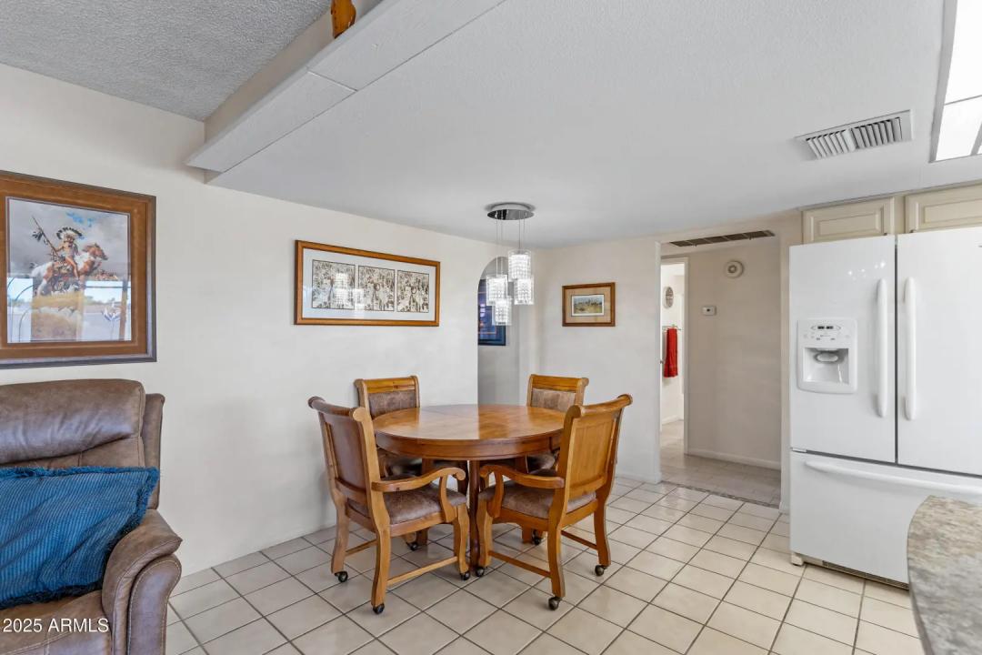 Real Estate Picture 6