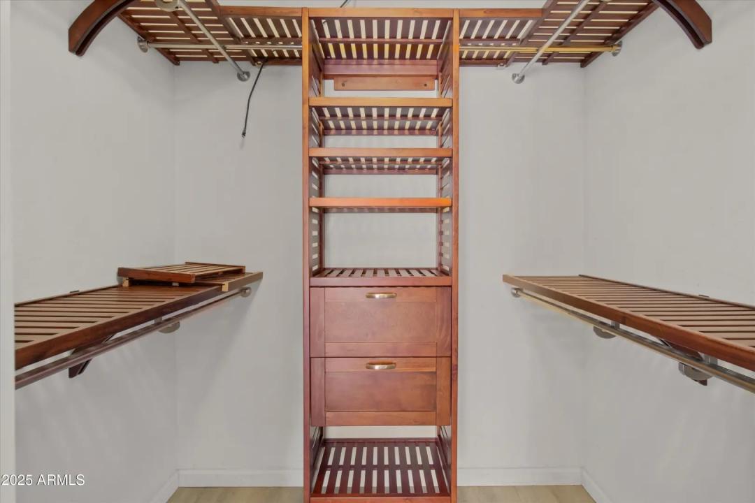 Real Estate Picture 22