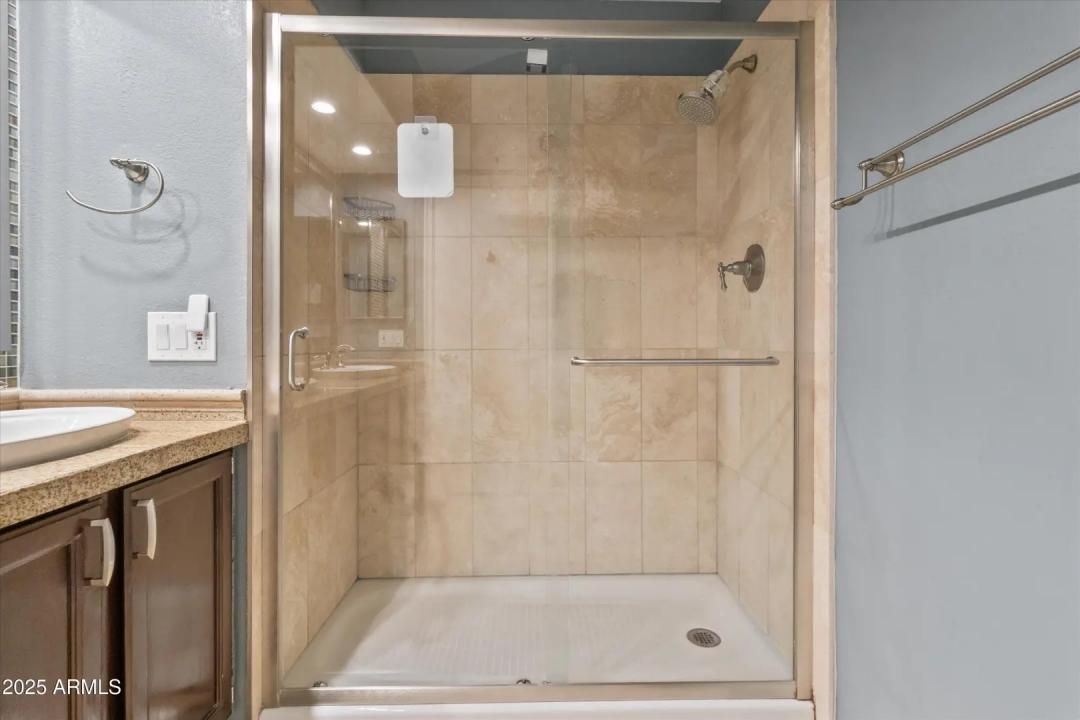 Real Estate Picture 25