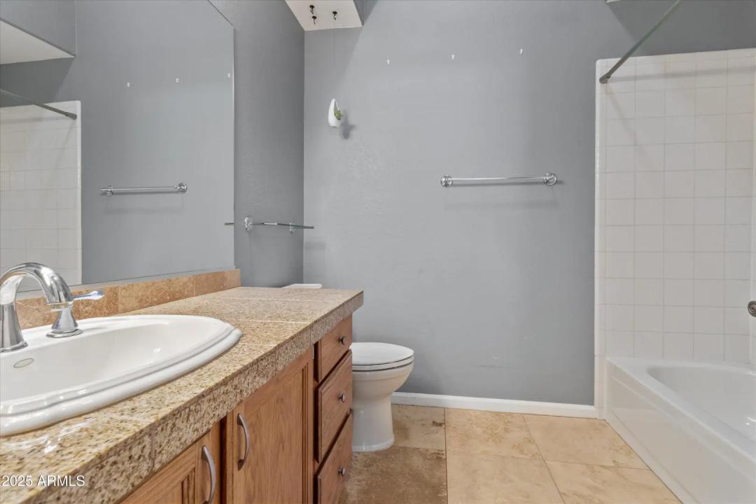 Real Estate Picture 26