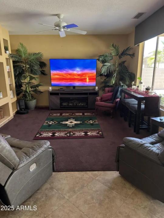 Real Estate Picture 11