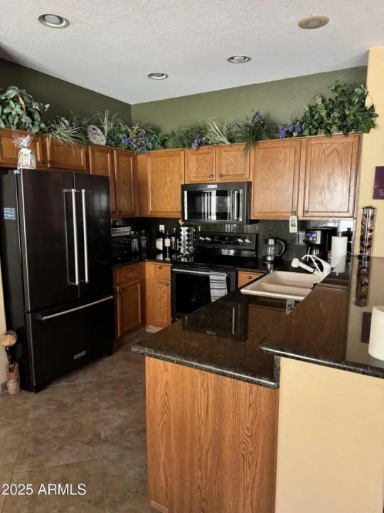 Real Estate Picture 7