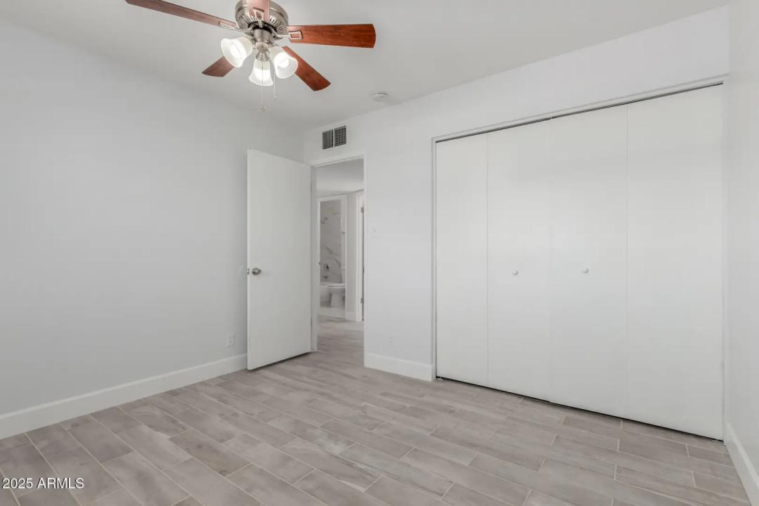 Real Estate Picture 9