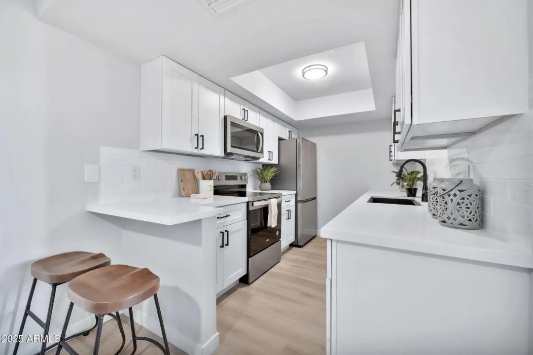 Real Estate Picture 1