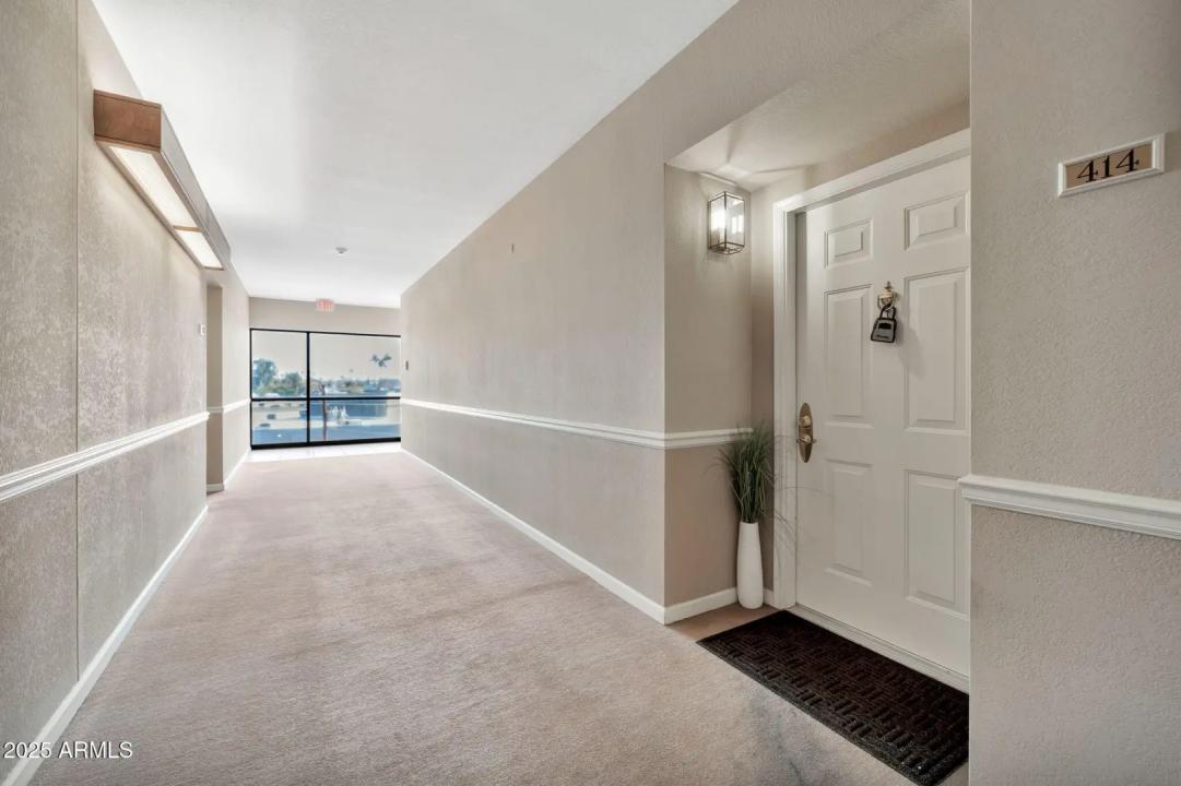 Real Estate Picture 22