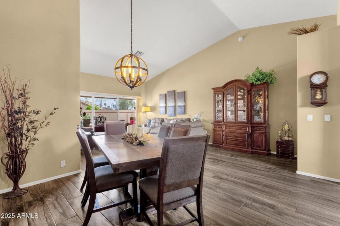Real Estate Picture 12