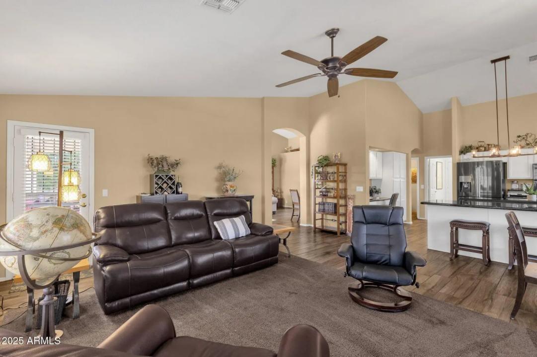 Real Estate Picture 26
