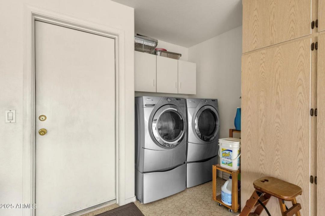 Real Estate Picture 38