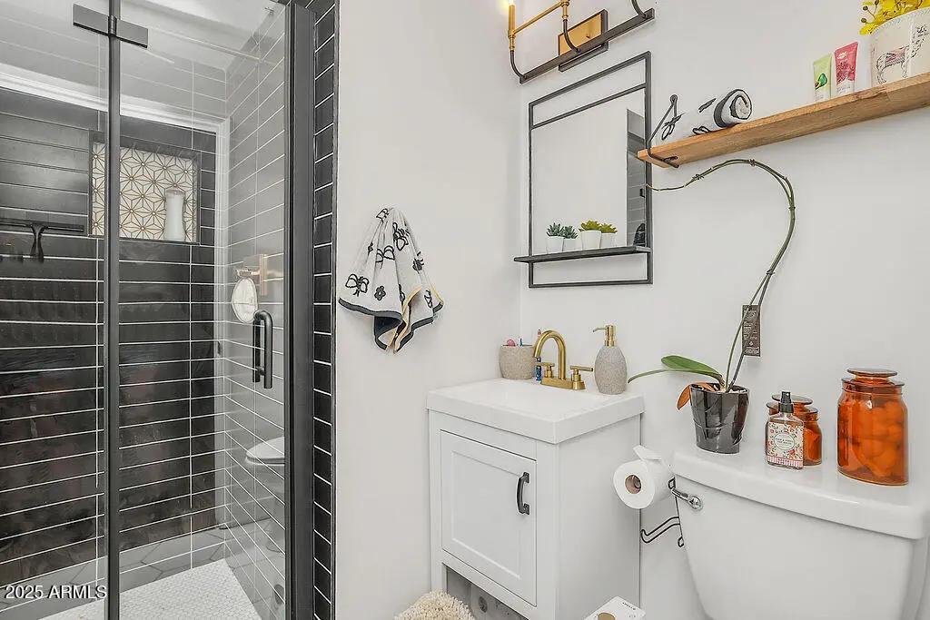 Real Estate Picture 28