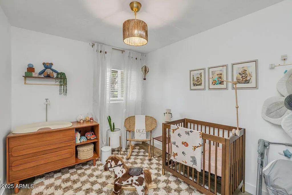 Real Estate Picture 30