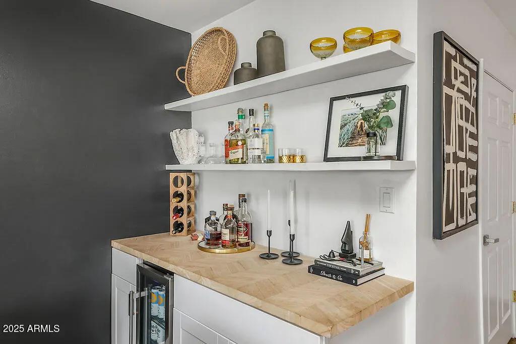 Real Estate Picture 22