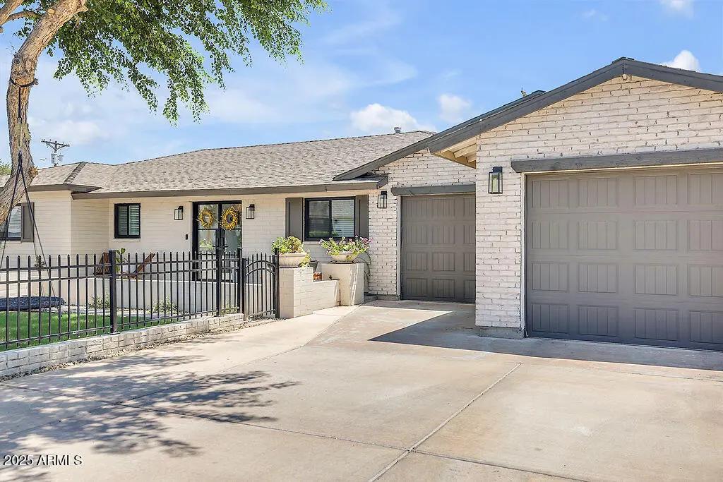 Real Estate Picture 6