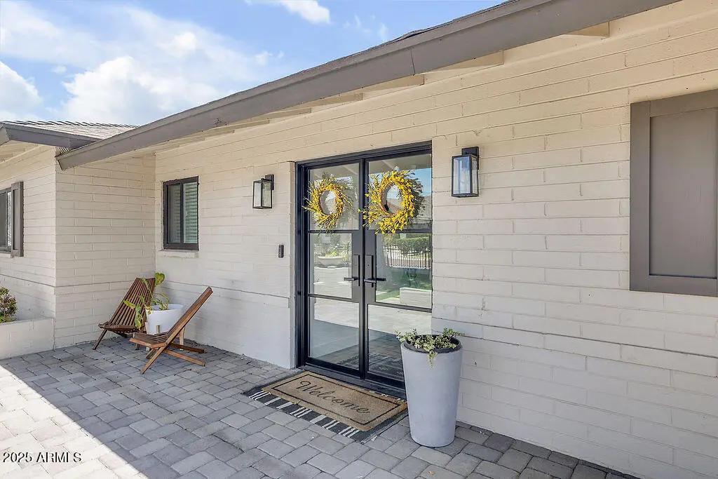 Real Estate Picture 3