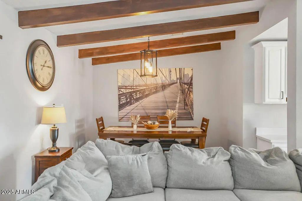 Real Estate Picture 9