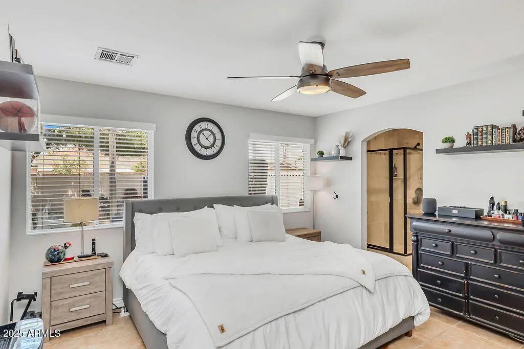 Real Estate Picture 14
