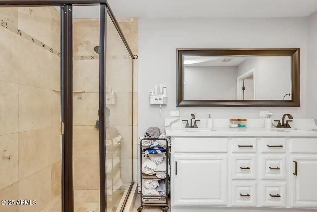 Real Estate Picture 15
