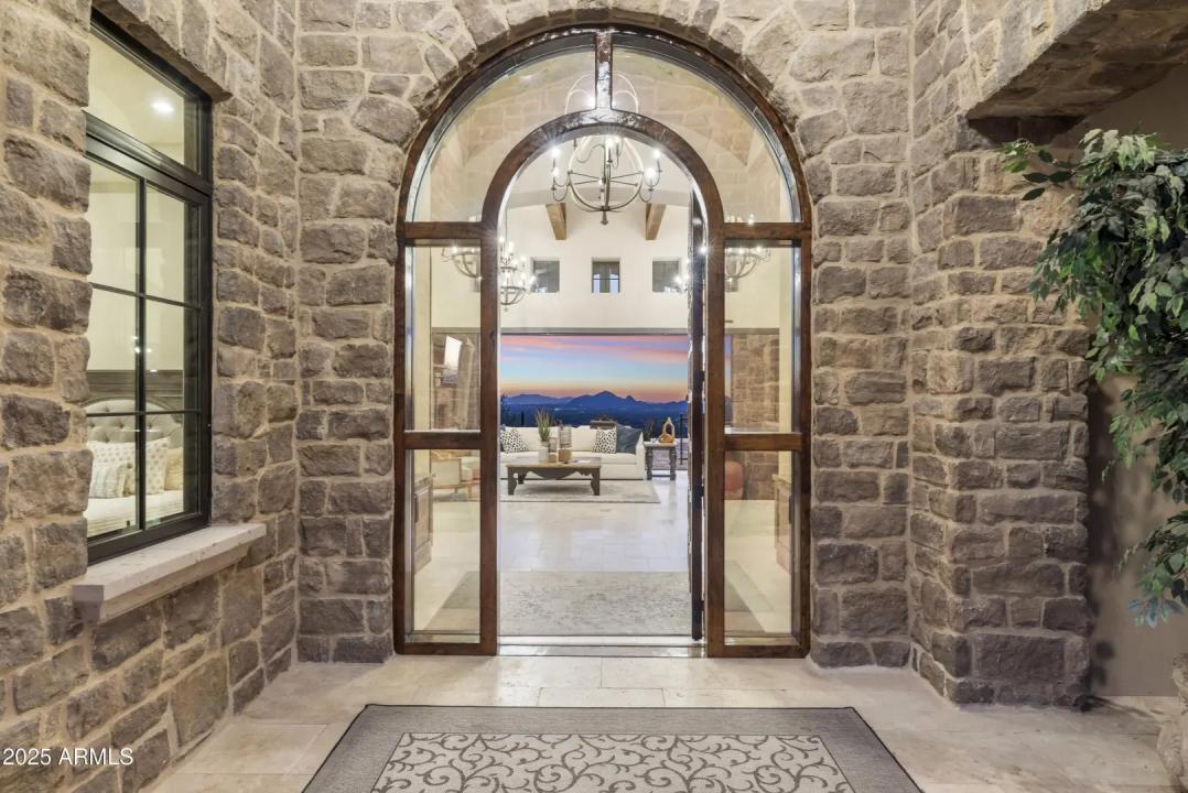 Real Estate Picture 19
