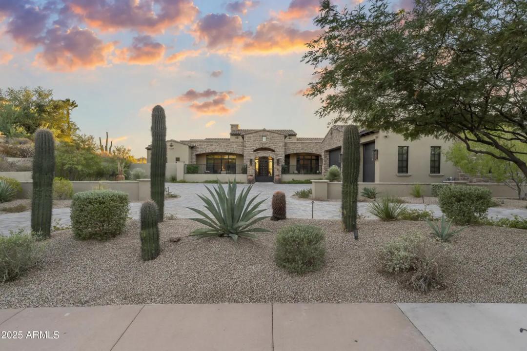 Real Estate Picture 15