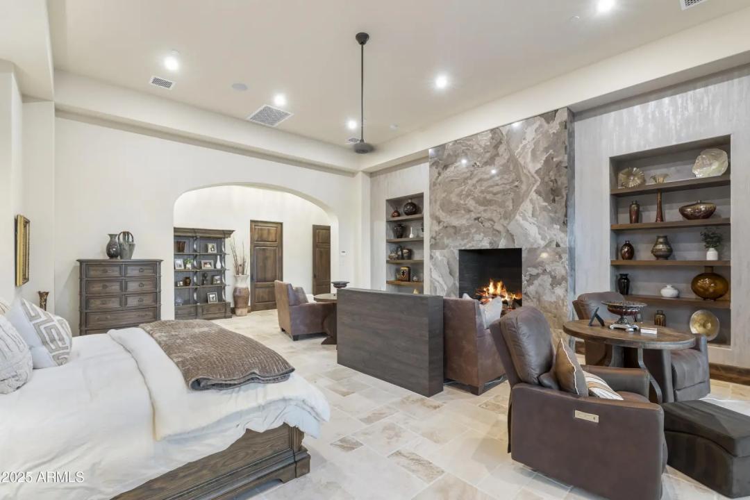 Real Estate Picture 49