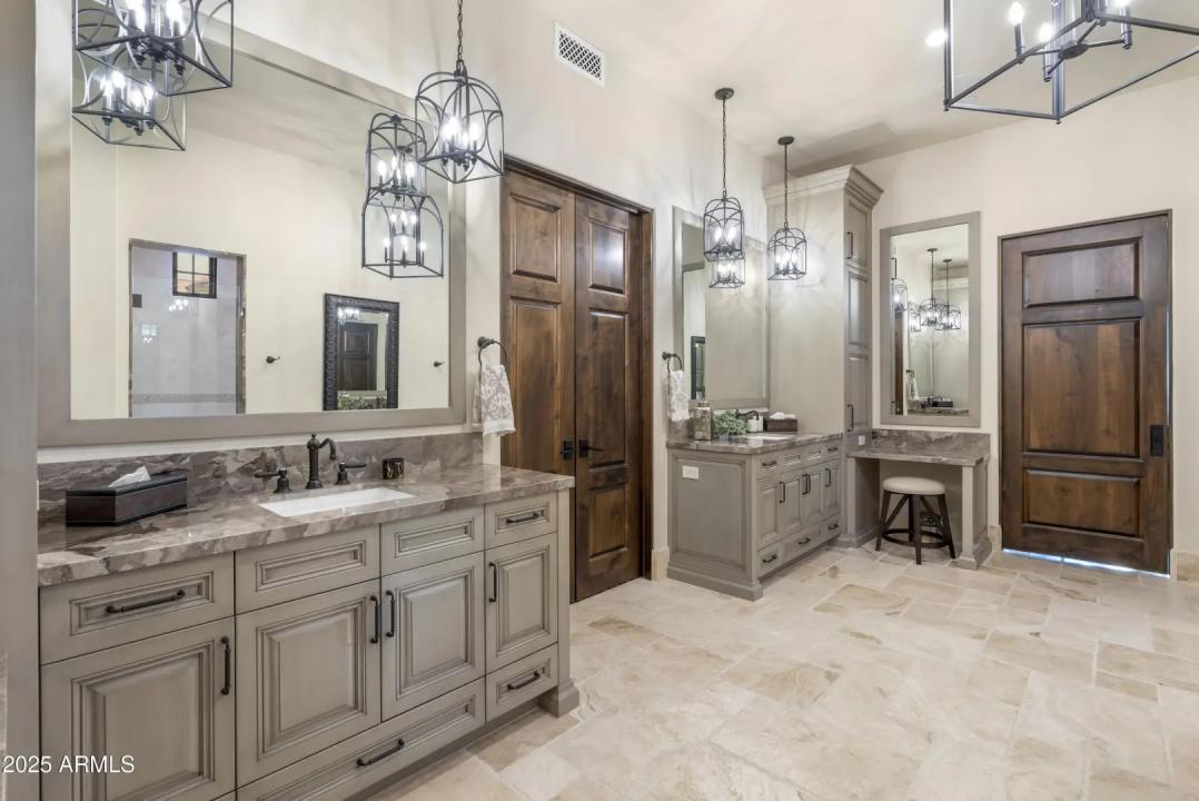 Real Estate Picture 58