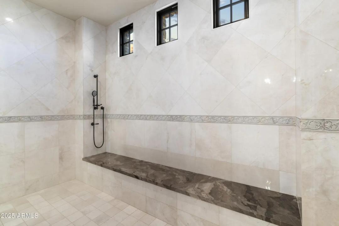Real Estate Picture 61