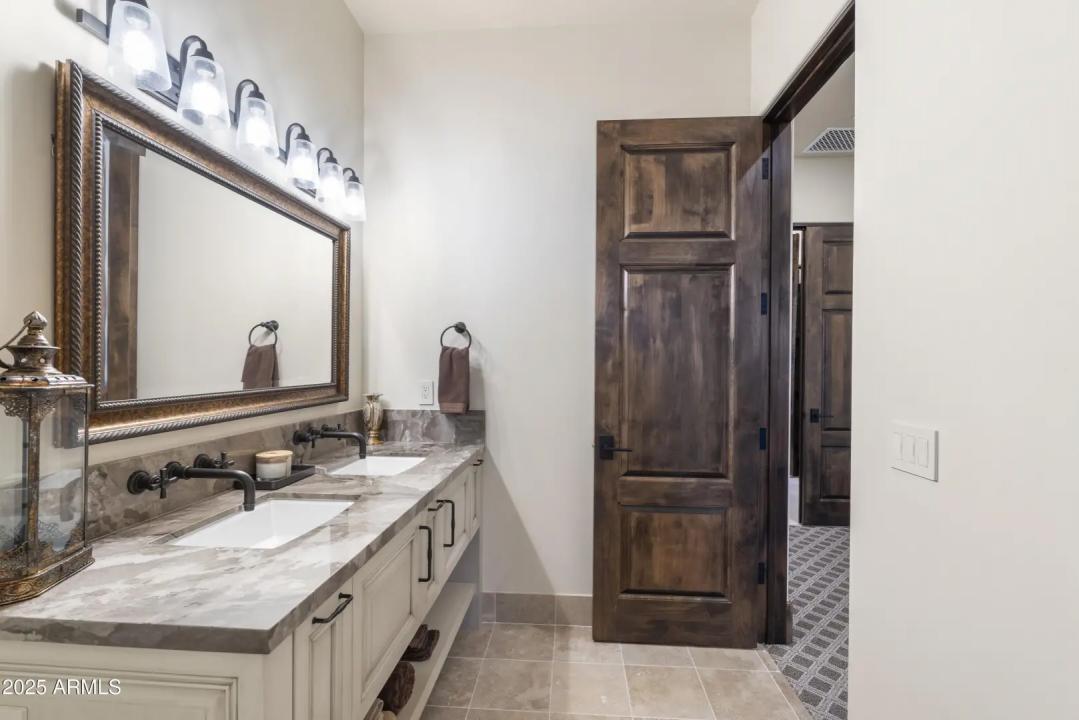 Real Estate Picture 67