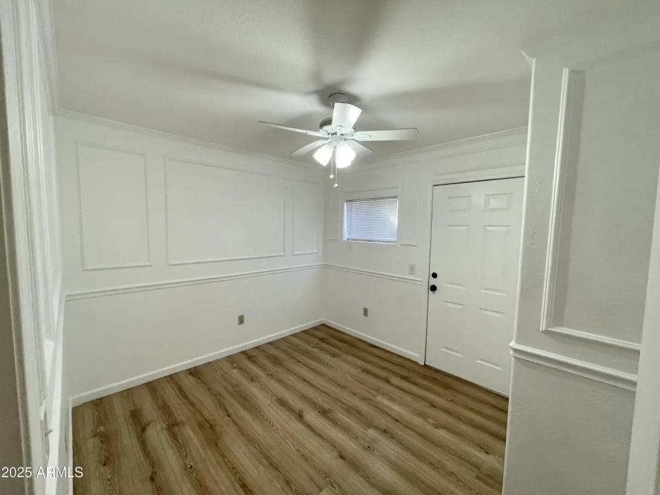 Real Estate Picture 7