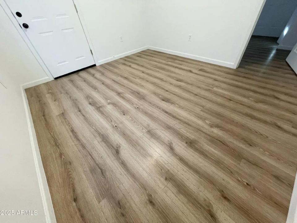 Real Estate Picture 9