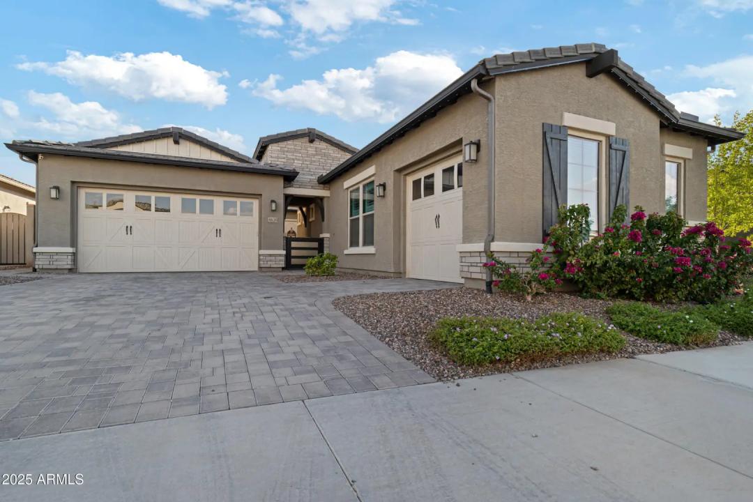 Real Estate Picture 25