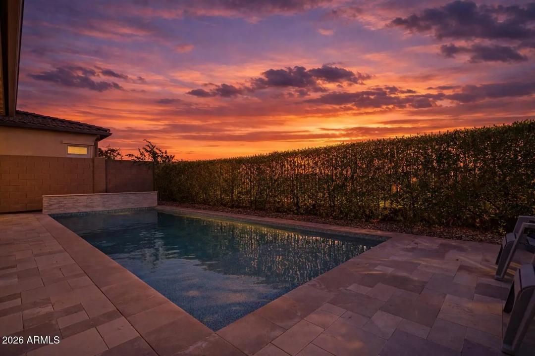 Real Estate Picture 2