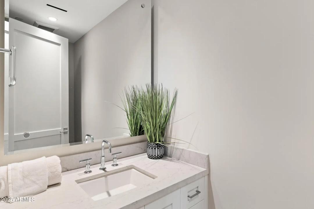 Real Estate Picture 35