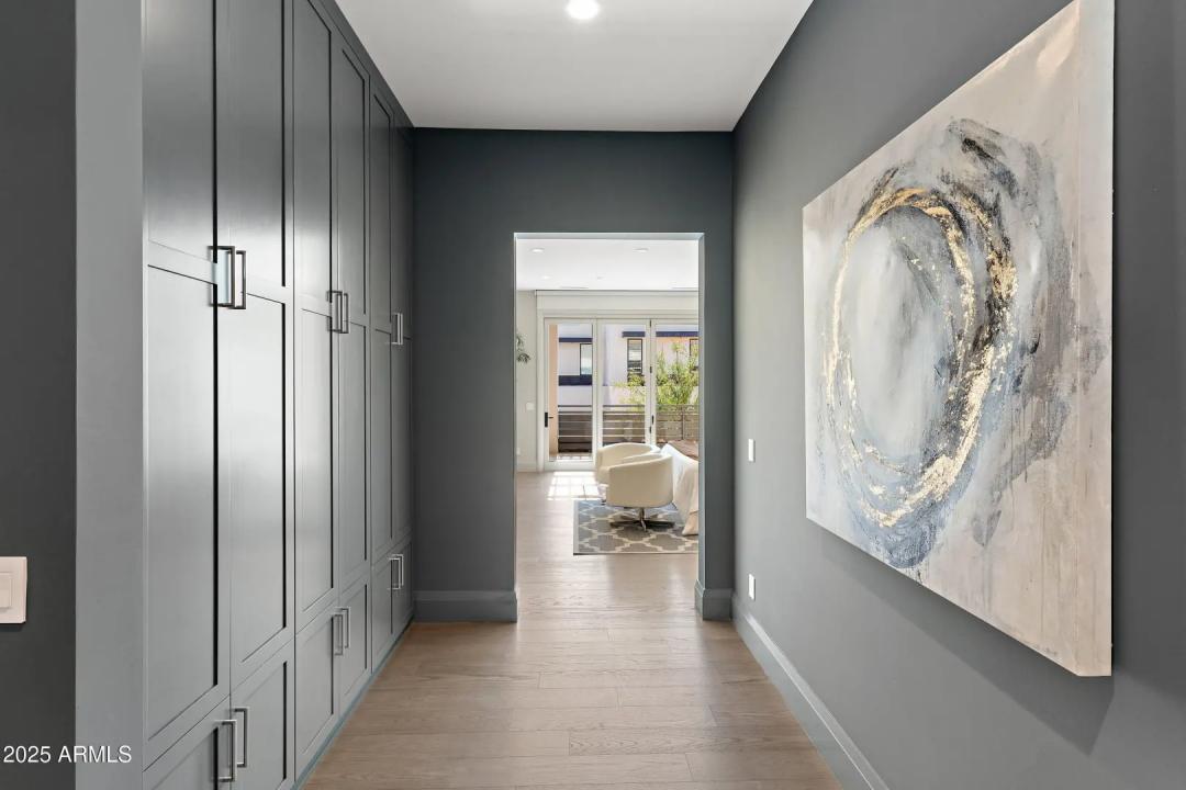 Real Estate Picture 19