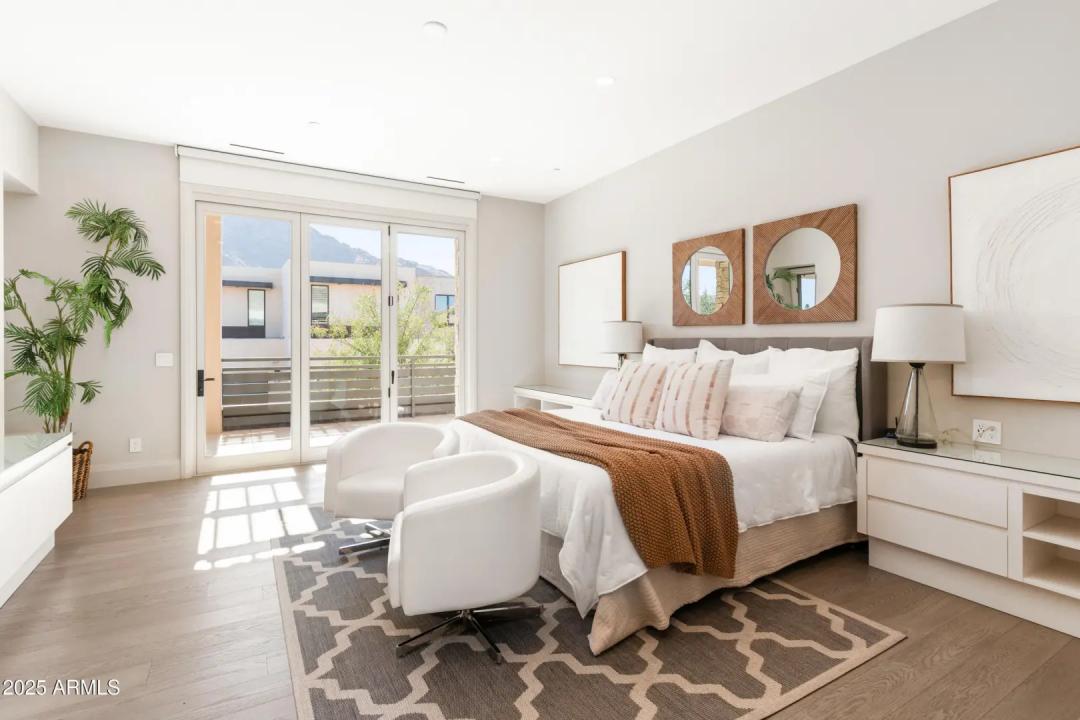 Real Estate Picture 20