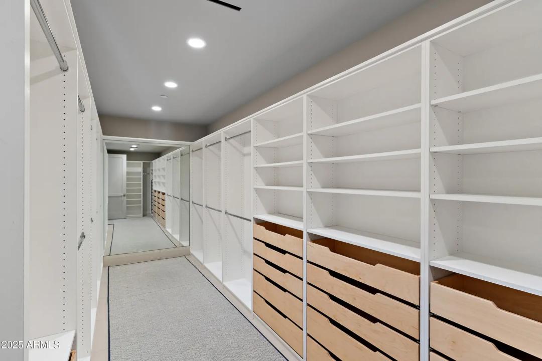 Real Estate Picture 26