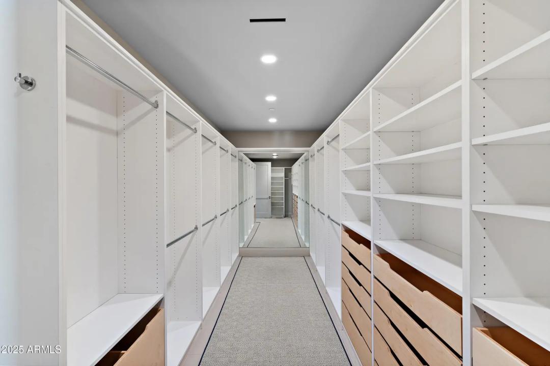 Real Estate Picture 27