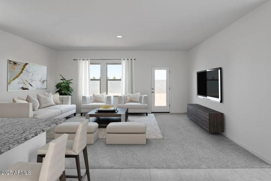 Real Estate Picture 10