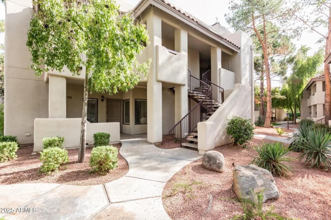 Real Estate Picture 1