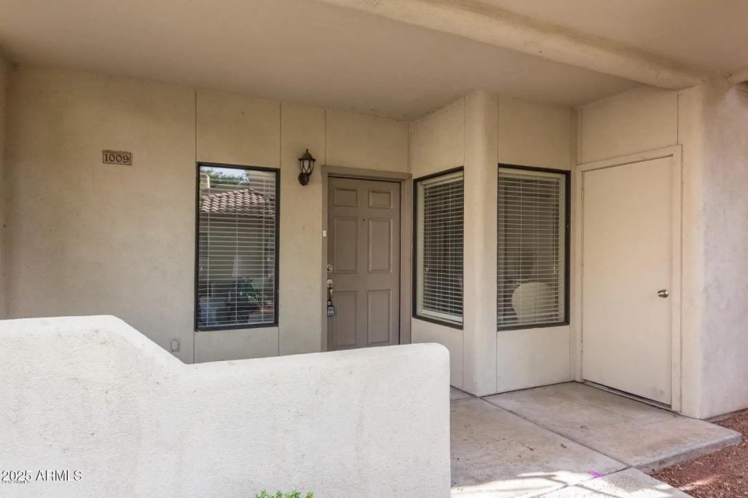 Real Estate Picture 2