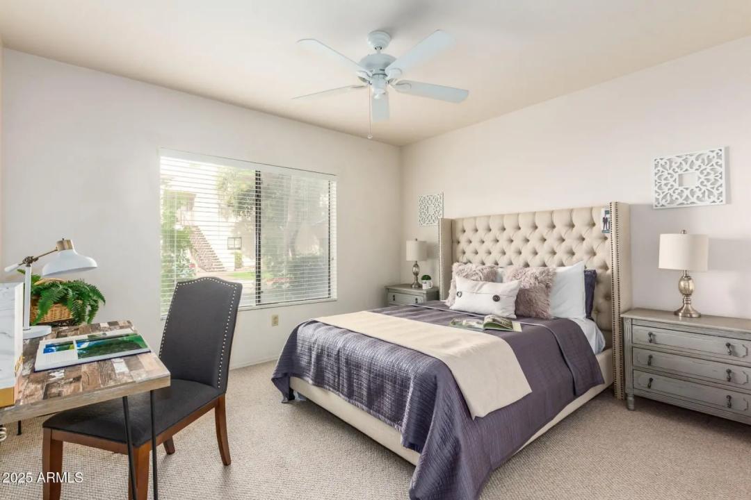 Real Estate Picture 12