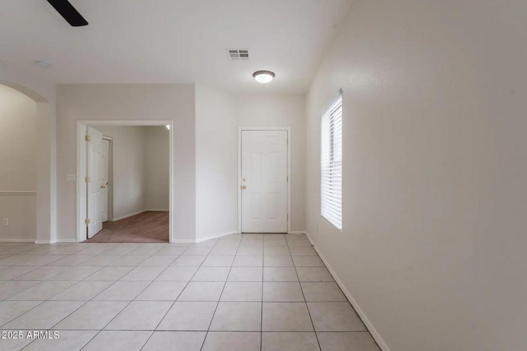 Real Estate Picture 7